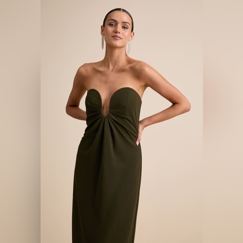 LULU'S Thula Dark Olive Cutout U-
Bar Column Maxi Dress - Picture 2 of 6